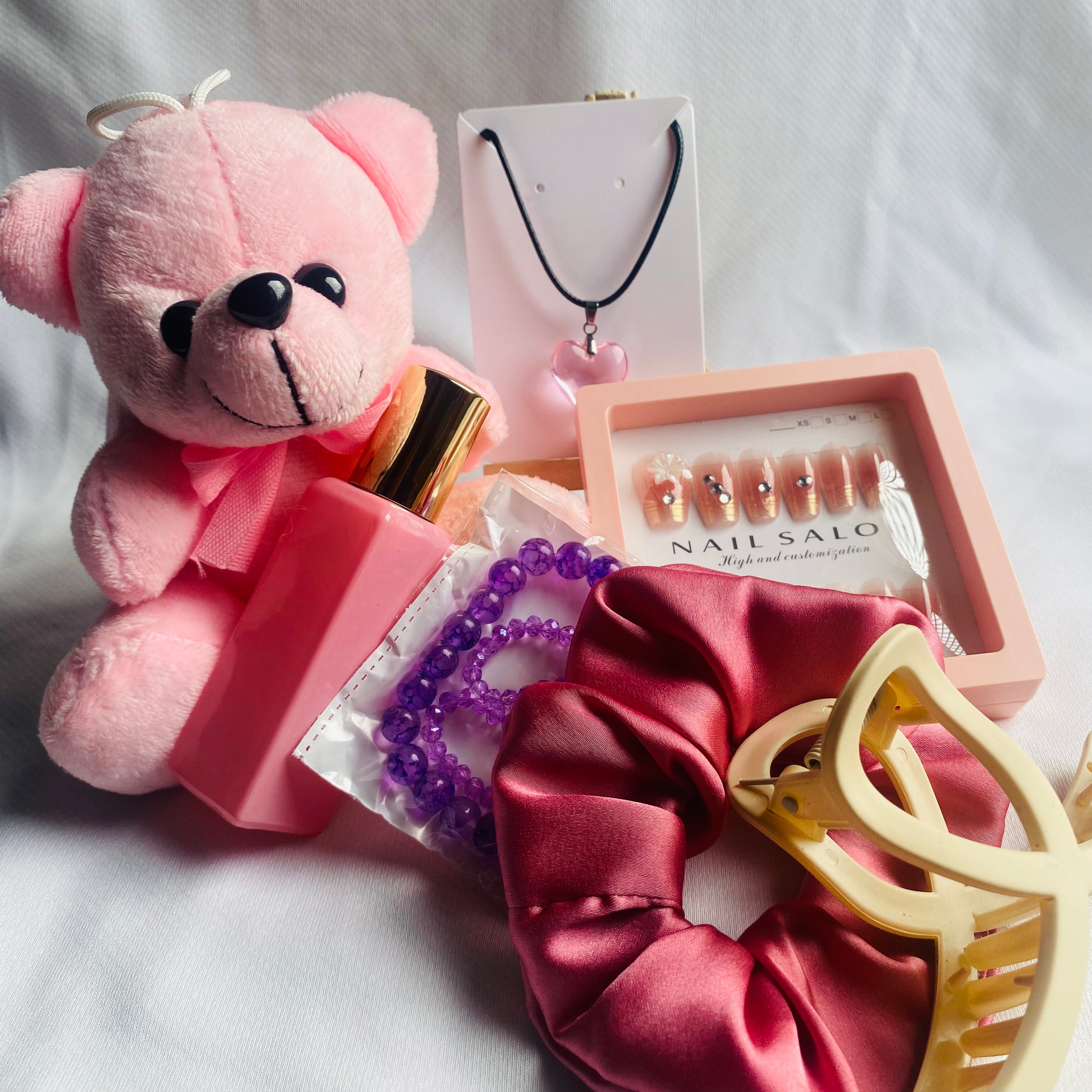 Gift Box for Women & Girls | Heart Pendant | Luxury Perfume | Bracelet | Trendy Nails